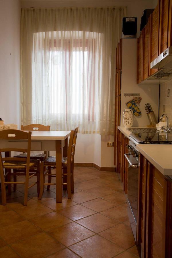 Le Pinelle Bed and Breakfast Terni Exteriör bild