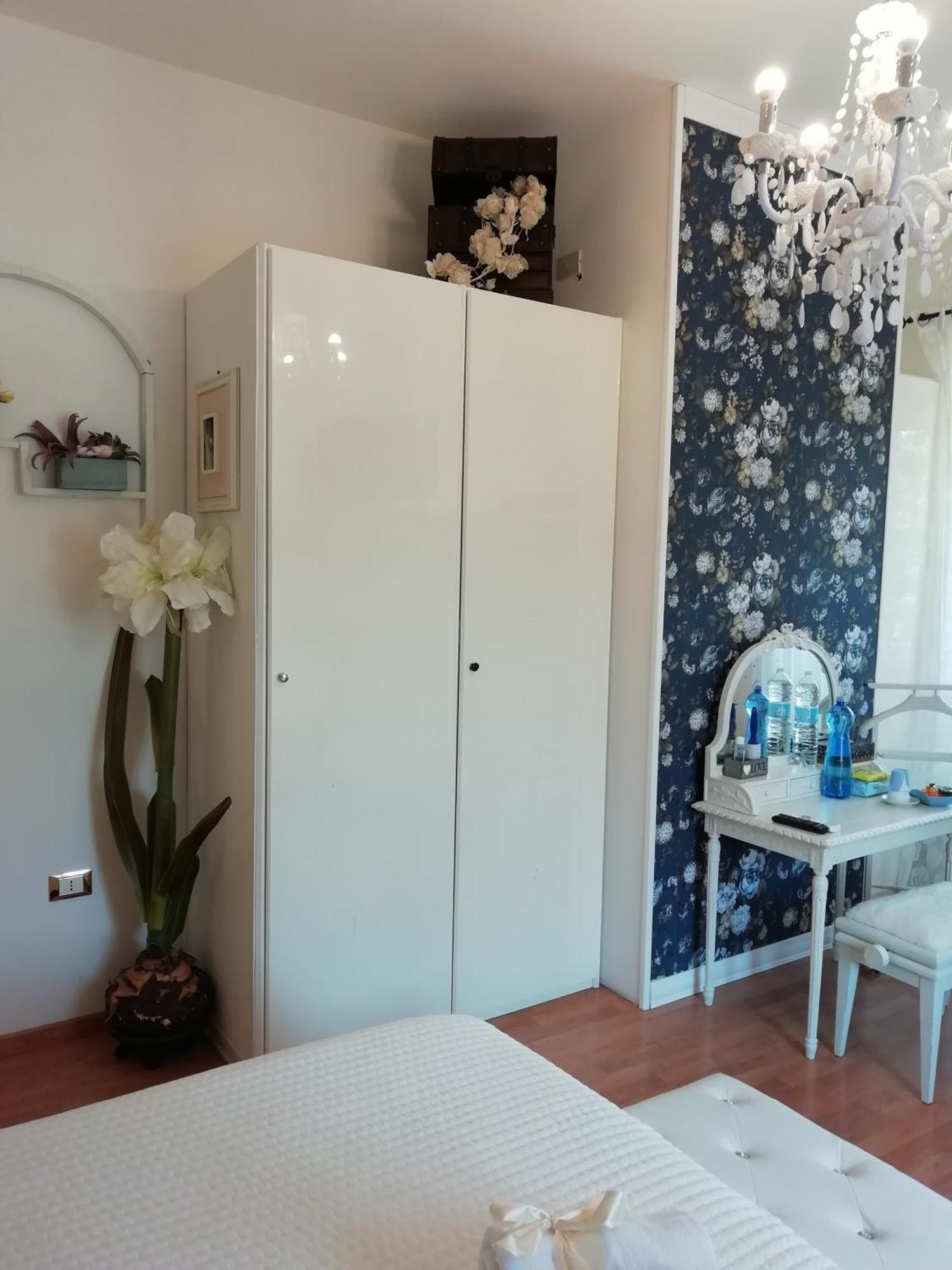 Le Pinelle Bed and Breakfast Terni Rum bild